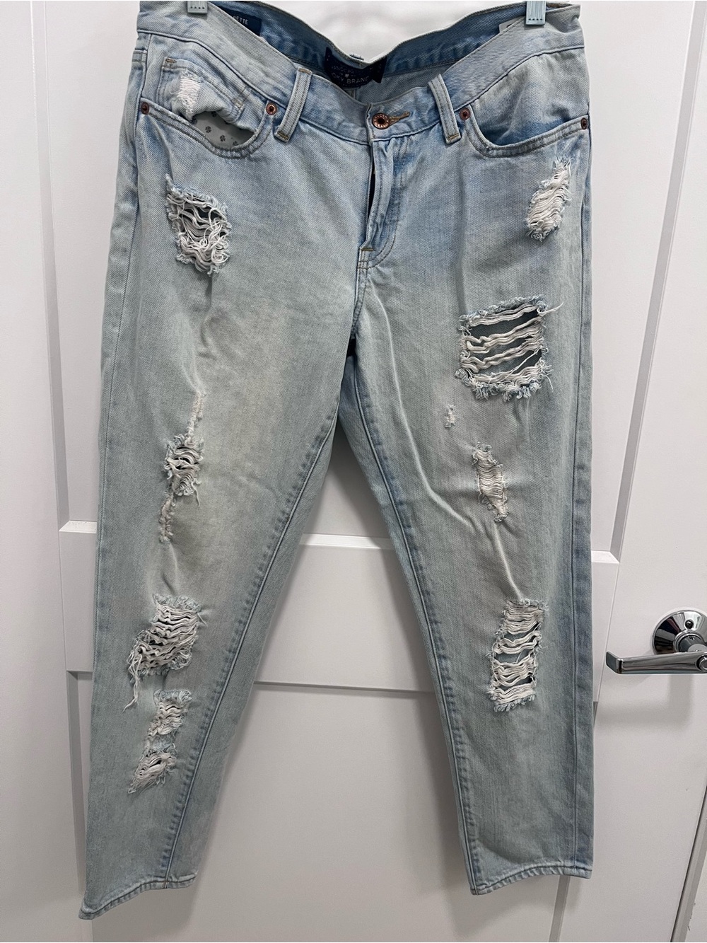 Lucky Brand Light Blue Distressed Sienna Cigarette Jeans